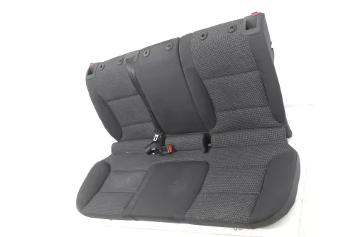 Audi A3 8P Sitz Rückbank Rücksitzbank hinten 2/3-Türer 3-Punkt-Gurt Sitze (143768)