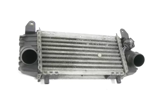 Audi A2 8Z Ladeluftkühler Ladeluft Kühler TDI 8Z0145804A