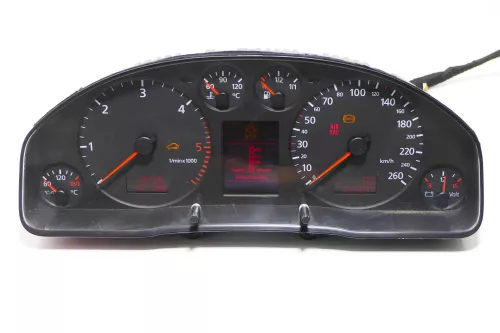 Audi A6 4B Tacho Tachometer Kombiinstrument 244.000km 4B0920931M 2,5 TDI
