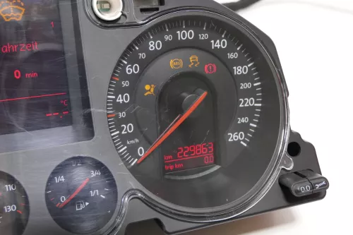 VW Passat 3C Tacho Tachometer 229.000km 3C0920870Q Diesel TDI  (144194)