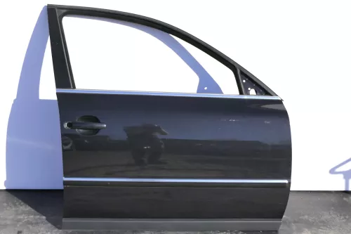 VW Passat 3B 3BG Kombi + Limo Tür vorne rechts Beifahrertür schwarz LC9Z black d