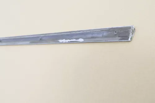 Audi A4 B6 8E B7 Leiste Zierleiste Tür vorne rechts Beifahrertür silber grau  (144284)