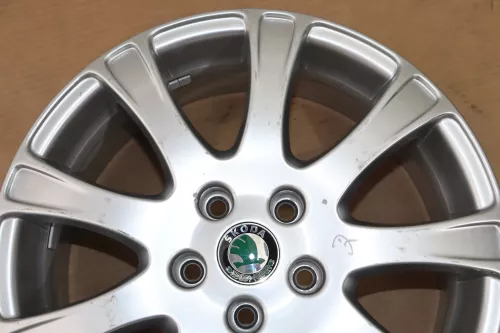 1x Felge Alufelge Skoda Octavia 1Z 7jx17H2 ET54 1Z0601025G 1Z0601025GA Sputnik 1 (144400)