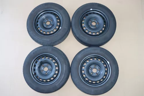 VW Golf Touran Sommerreifen Reifen Felgen 195/65 R15 91H Caddy 4-5mm  (144443)