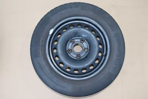 VW Golf Touran Sommerreifen Reifen Felgen 195/65 R15 91H Caddy 4-5mm  (144443)