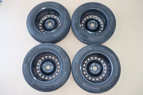 VW Golf Touran Sommerreifen Reifen Felgen 195/65 R15 91H Caddy 4-5mm  (144443)