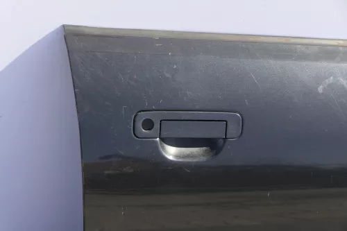 Audi A4 B5 Tür nur Türblatt vorn rechts Beifahrertür schwarz LZ9U Kombi Limo (144553)