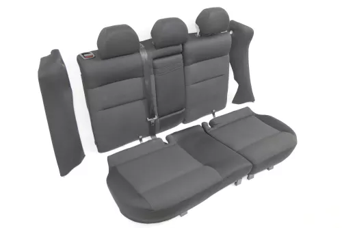 VW Passat 3B 3BG Kombi Variant Sitz Rückbank Rücksitzbank 3 Punkt Gurt - 130654 (144958)