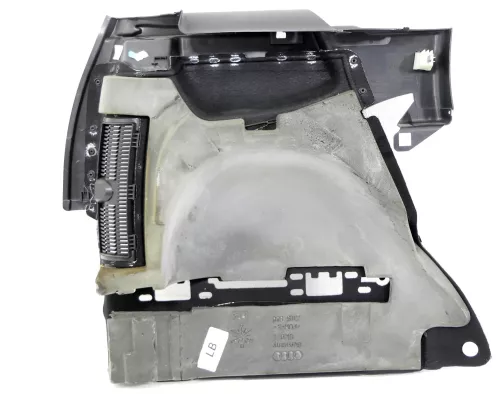 Audi A2 8Z Abdeckung Verkleidung Kofferraum hinten rechts 8Z0863880F schwarz (144993)