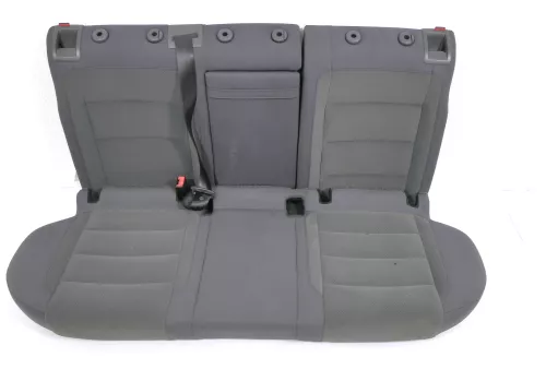 VW Golf 5 V Sitz Sitze hinten Rückbank Rücksitzbank 3 Punkt Lehne Ski durchrei (145578)