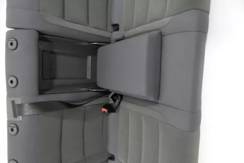 VW Golf 5 V Sitz Sitze hinten Rückbank Rücksitzbank 3 Punkt Lehne Ski durchrei (145578)