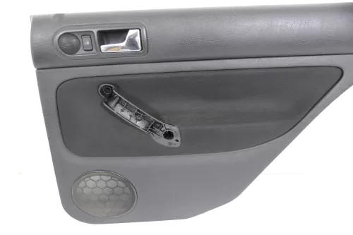1x VW Golf 4 1J Kombi Türverkleidung Verkleidung Tür hinten rechts schwarz  b (145717)
