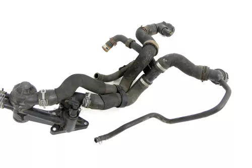 Audi A4 8E B6 Thermostat Gehäuse Schlauch 2,0 ALT 03C121026AF CDGA (146353)