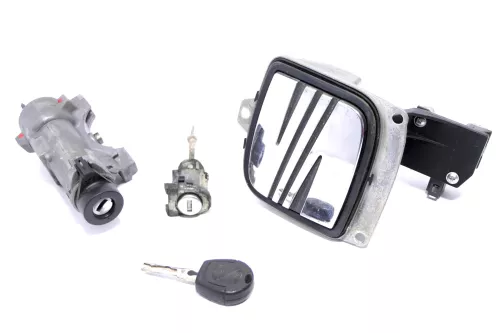 Seat Ibiza 6L Schloßsystem 1xTürschloß Heckschloß 1x Schlüssel Schloß Zündschloß