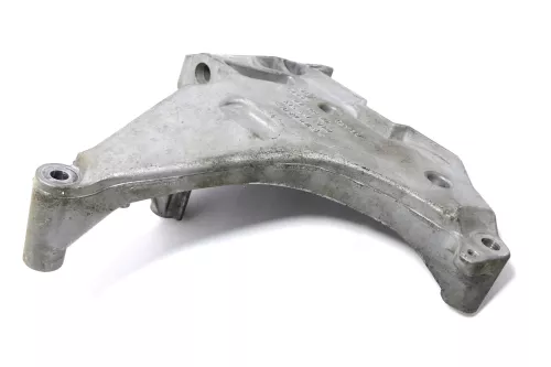 VW Golf Passat Träger Motorhalter Stütze Motorstütze Lager Halter 03L199207 (146529)