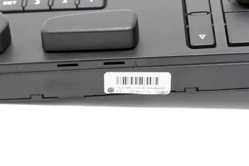 VW Touareg 7L Schalter Sitz Verstellung Sitzverstellung 7L6959766B links vorne (147236)