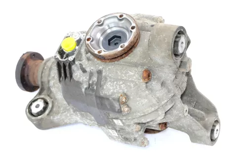 VW Touareg 7L Quattro Allrad Getriebe hinten Differential 170.000 km BUN CASB CA (147488)