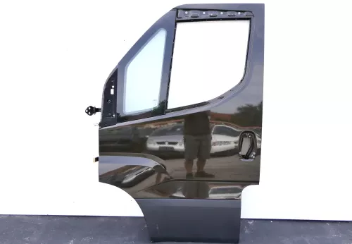 Iveco Daily 6 VI 7 VII Tür vorne links Fahrertür braun (UPS braun) ab 2015 Daily