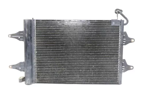 VW Polo 9N Ibiza Klimakondensator Kondensator Kühler 6Q0820411E 6Q0820411K