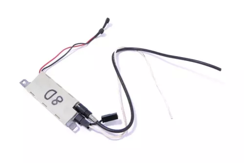 Audi A4 B5 Limousin Antenne 8D5035225D original Verstärker Antennenverstärker (147754)