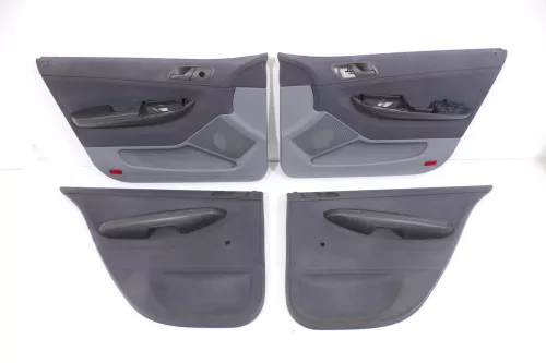 4 x Skoda Fabia 6Y Stufenheck Türverkleidung Verkleidung Tür vorn vorne links re