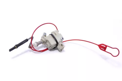 Audi Q7 4L Stellmotor Öffnen Tankklappe Tank Tankverschluß Notentriegelung  (148097)