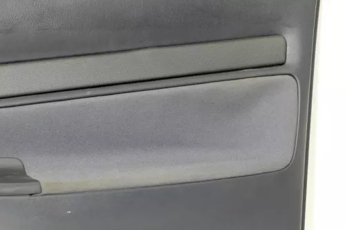 1x Audi A4 B5 Türverkleidung Verkleidung Tür vorne rechts (148145)
