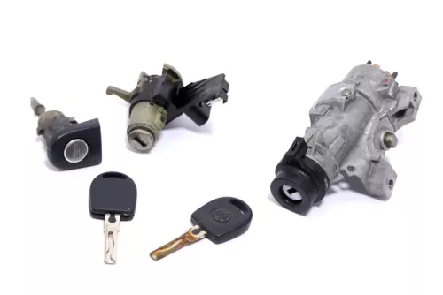 VW Polo 9N 9N3 Schloßsystem 1x Tür Heckschloß 2x Schlüssel Schloß Zündschloß