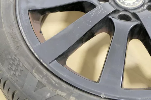 Audi A3 Q3 Alufelgen 225/45 ZR17 91W 7j x17 Zoll ET46 Reifen KBA 47637 RP4 (148214)