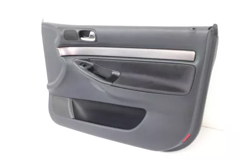 1x Audi A4 B5 Türverkleidung Verkleidung Tür vorne rechts (148610)