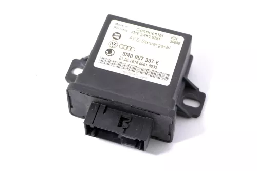 Passat 3C B8 automatische Leuchtweitenregulierung LWR Steuergerät 5M0907357E
