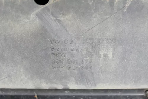 Passat 3C B7 Unterfahrschutz Schutz Abdeckung 3C0201974D für Gastank hinten (148770)