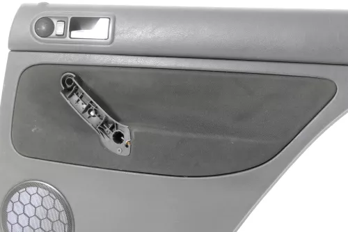 1x VW Golf 4 1J Kombi Türverkleidung Verkleidung Tür hinten rechts schwarz (148781)