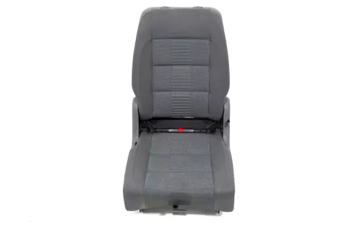 VW Touran Sitz hinten links (hinter Fahrersitz) Rücksitz anthrazit I Isofix 