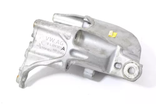 Crafter MAN TGE 7C Motorhalter Stütze 04L199307A Motorlager Motorstütze links