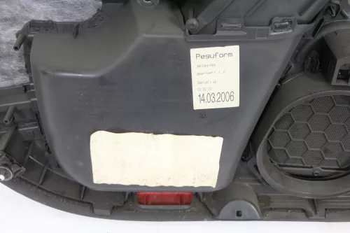 1x Passat 3C B6 Limousine Türverkleidung Verkleidung Tür hinten rechts schwarz (149025)
