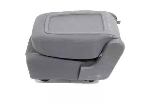 VW Touran Sitz hinten in der Mitte Rücksitz anthrazit schwarz dunkel (149046)