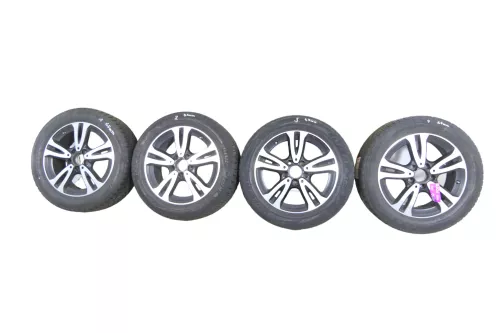 4x B Klasse Alufelgen Felgen 205/55 R16 Winterreifen Reifen A2464010000  4-6mm (149149)