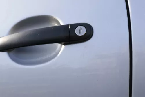 VW Polo 9N 9N3 Tür vorne links Fahrertür 2/3-Türer silber LA7W reflexsilber (150232)