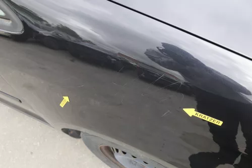 VW Touran 1T Kotflügel vorne rechts schwarz LC9Z blackm 1T0821022A ca.2003-2006  (150410)