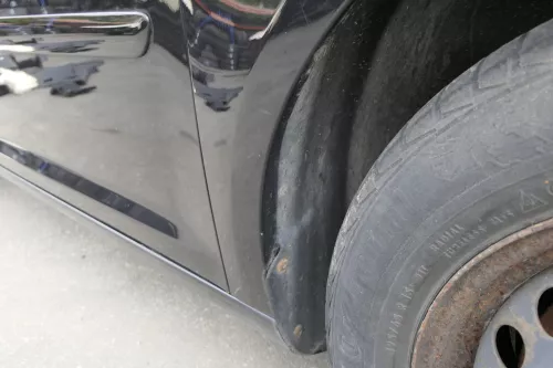 VW Touran 1T Kotflügel vorne rechts schwarz LC9Z blackm 1T0821022A ca.2003-2006  (150410)