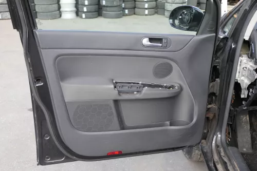 VW Golf 5 Plus 5M Türverkleidung Verkleidung Tür vorne links 5M0867011N (150472)