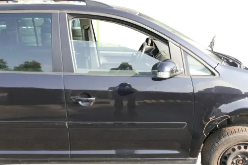 VW Touran 1T 1T3 Tür vorne rechts Beifahrertür schwarz LC9X e - ohne Anbauteile