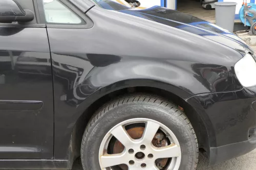 VW Touran 1T Kotflügel vorne rechts schwarz LC9Z metall 1T0821022A ca.2003-2006 