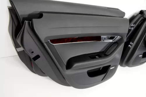 4x Audi A6 4F Türverkleidung Verkleidung Tür vorne hinten Leder S-line (150777)