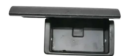 Audi A4 B5 Aschenbecher hinten 8D0857961A Ascher
