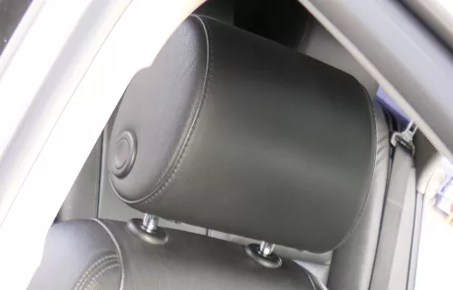 Audi A4 B6 8E Kopfstütze vorne rechts vorn schwarz soul Buffalino (151548)