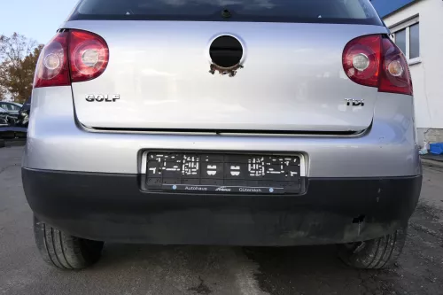 VW Golf 5 1K Limousine Stoßstange hinten Heckstoßstange silber grau LA7W silbe (151633)