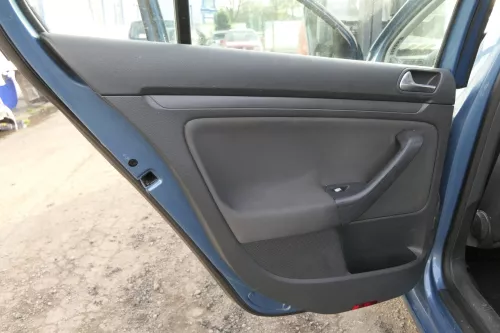 1x Golf 5 Limousine Türverkleidung Verkleidung Tür hinten links 4/5Türer
