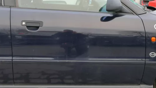 Audi A4 B5 Tür nur Türblatt vorn rechts Beifahrertür blau LY5L Kombi Limo